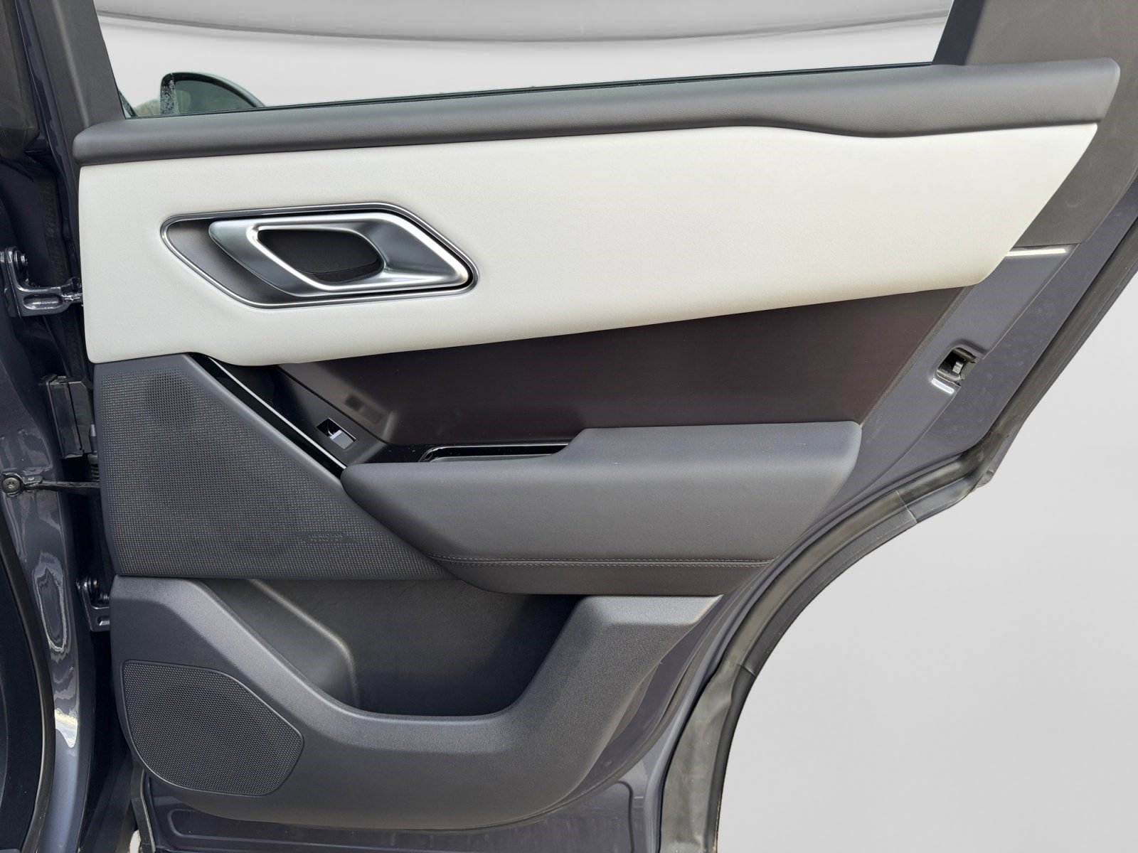 2026 Land Rover Range Rover Velar Dynamic SE - Photo 21