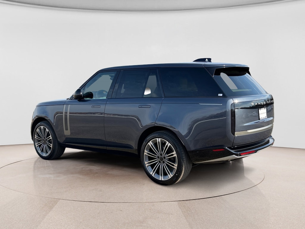 New 2026 Land Rover Range Rover SE SUV