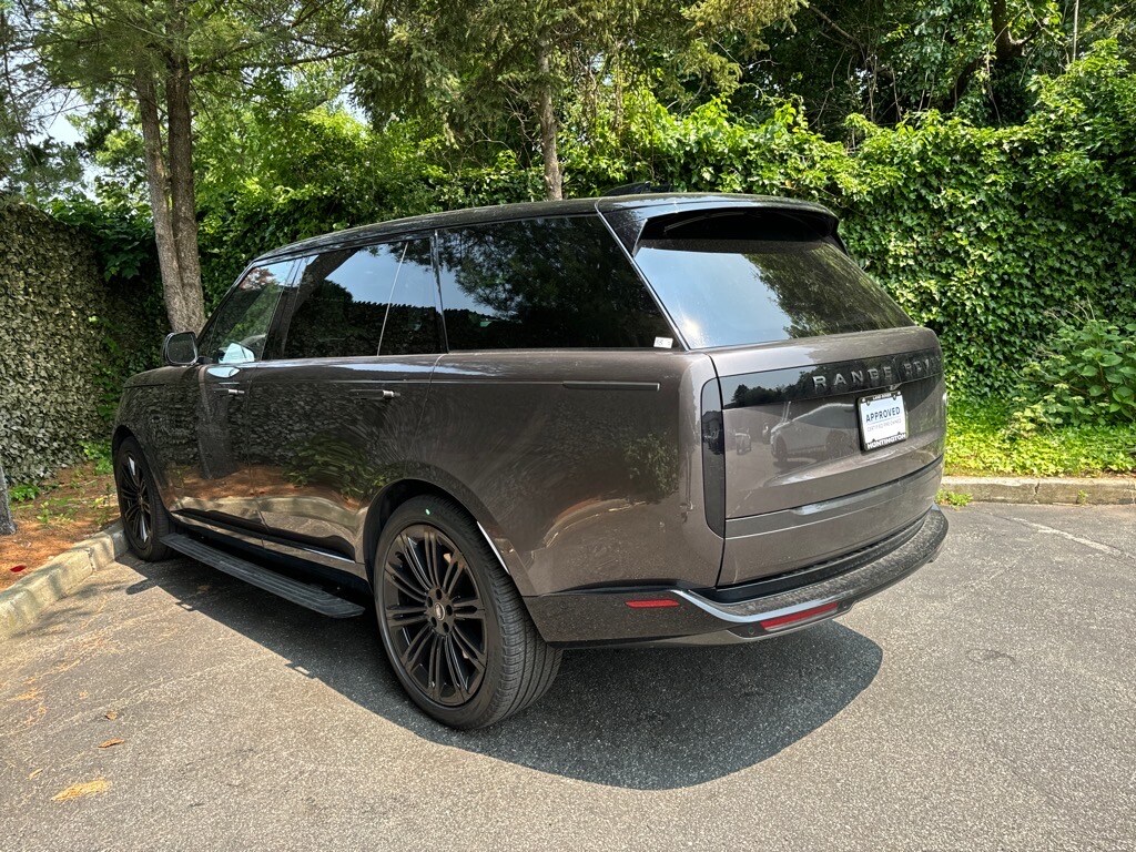 2023 Land Rover Range Rover First Edition photo 3