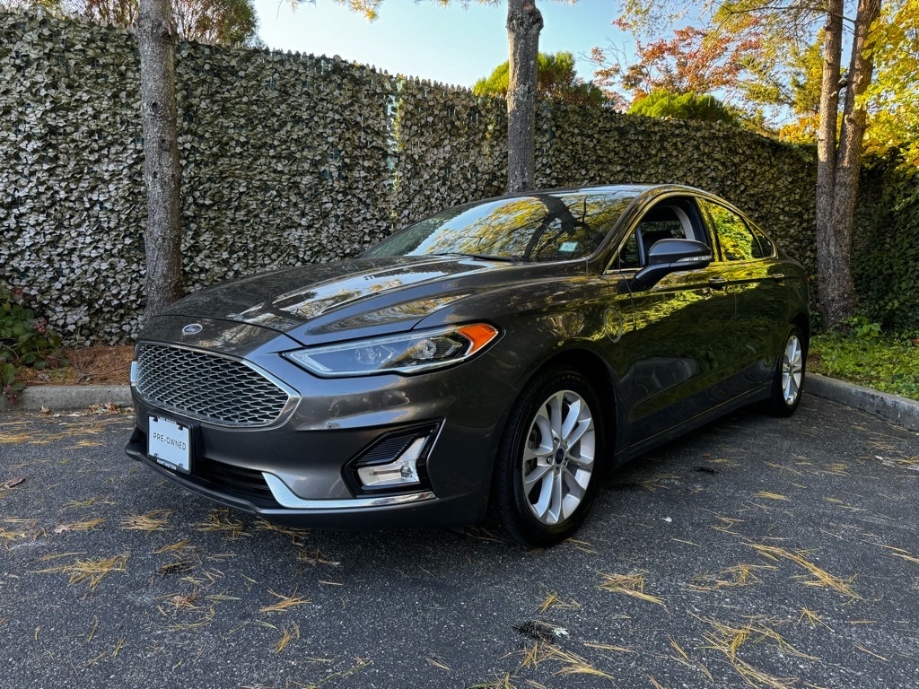 2020 Ford Fusion Energi Titanium