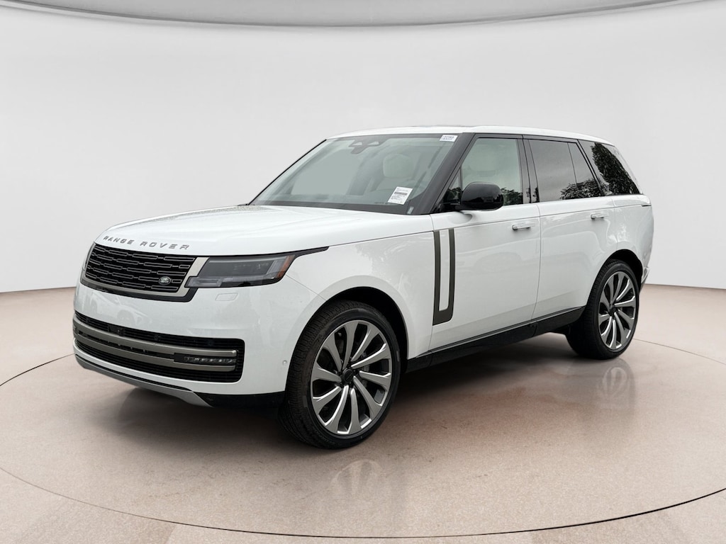 New 2026 Land Rover Range Rover SE SUV