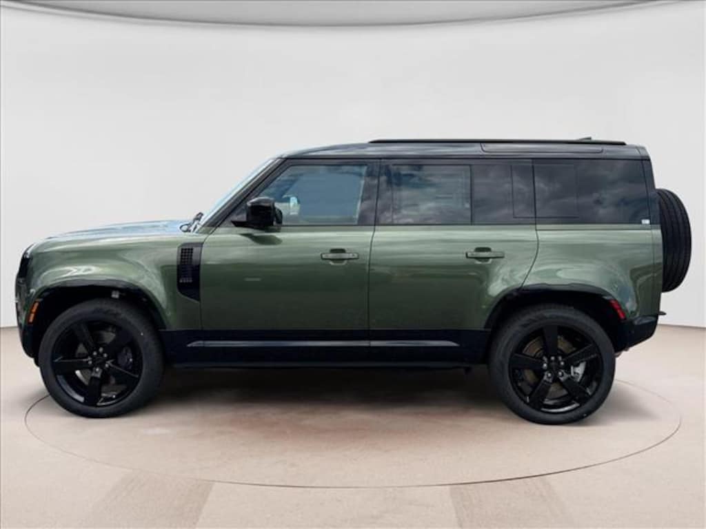 New 2026 Land Rover Defender 110 X-Dynamic SE SUV