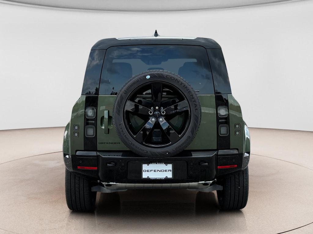 New 2026 Land Rover Defender 110 X-Dynamic SE SUV