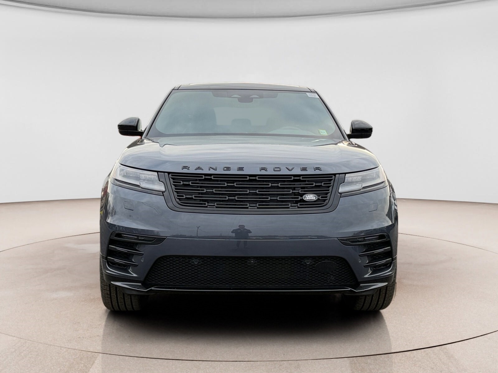 2026 Land Rover Range Rover Velar Dynamic SE - Photo 8