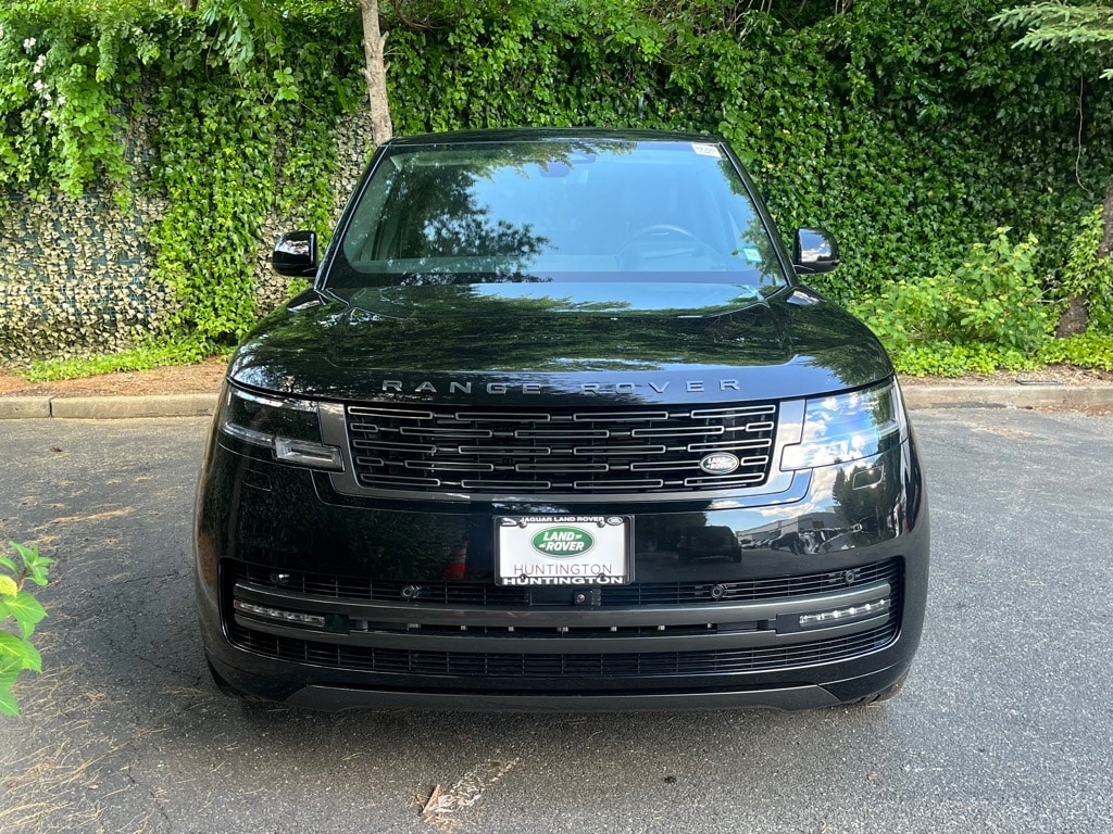 Used 2024 Land Rover Range Rover Autobiography with VIN SALK1BE90RA210820 for sale in Huntington, NY