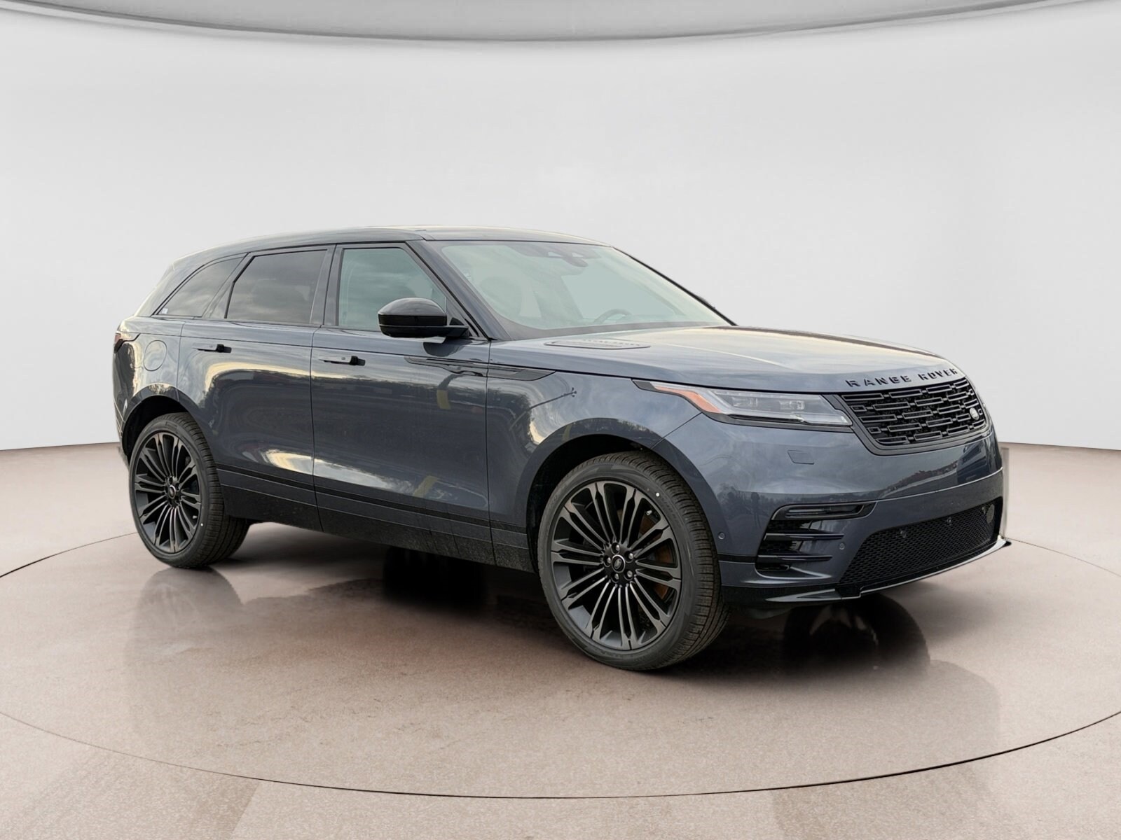 2026 Land Rover Range Rover Velar Dynamic SE - Photo 7