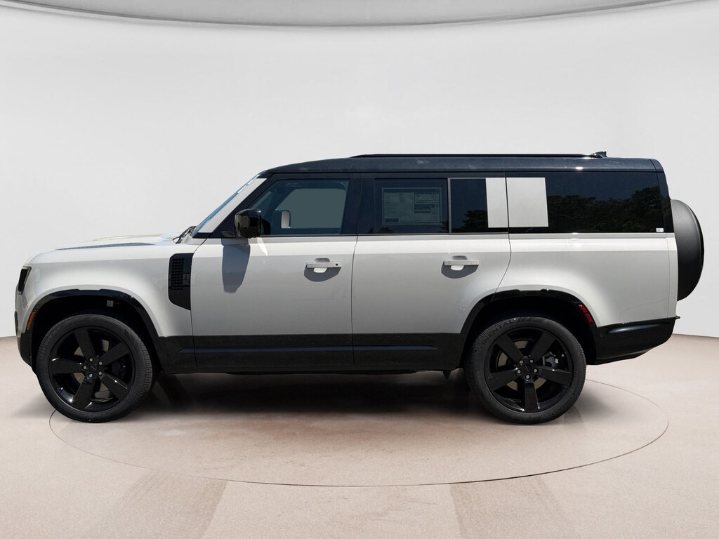 New 2026 Land Rover Defender 130 X-Dynamic SE SUV