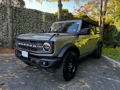 2023 Ford Bronco Black Diamond SUV