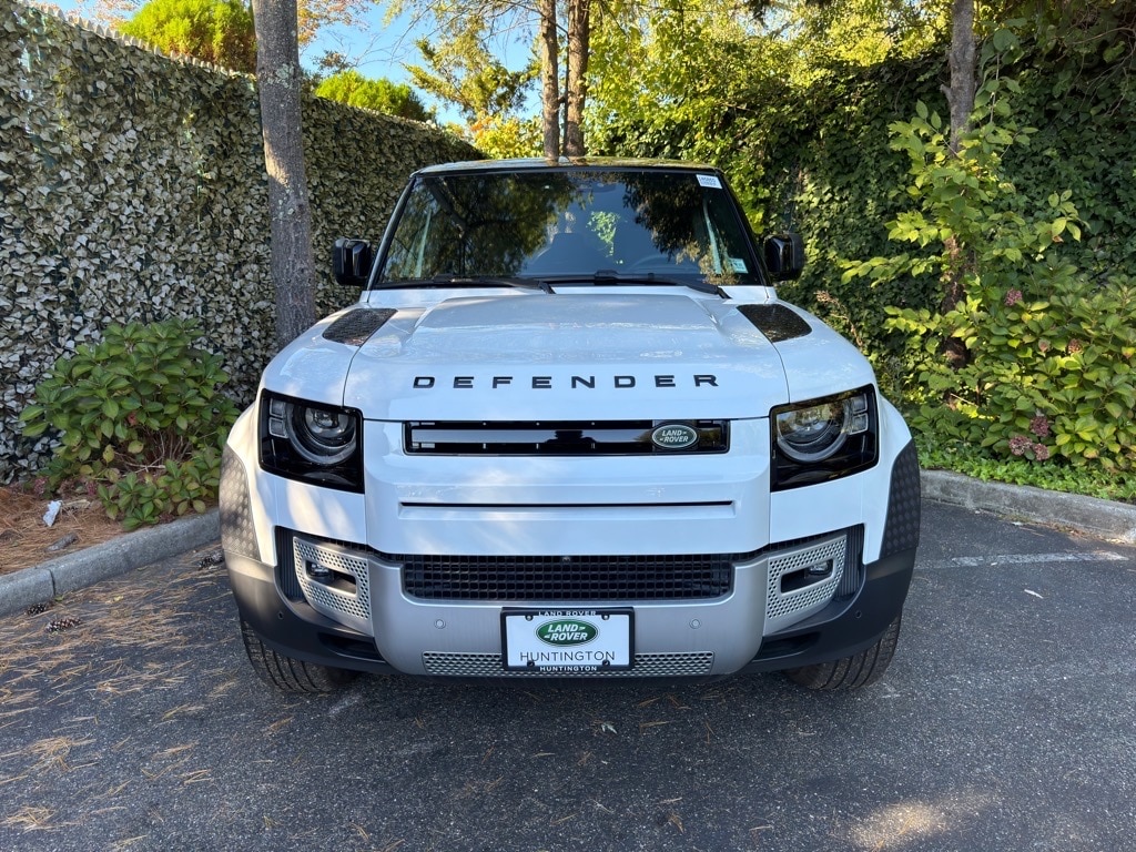 New 2025 Land Rover Defender 110 S SUV