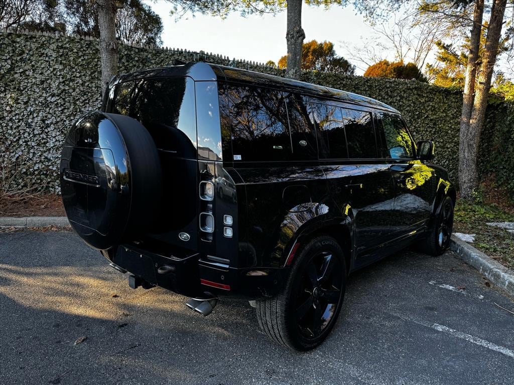 Used 2023 Land Rover Defender 110 V8 SUV