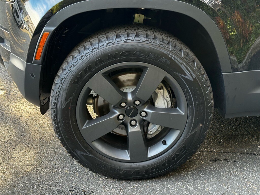 New 2026 Land Rover Defender 110 S 300PS SUV