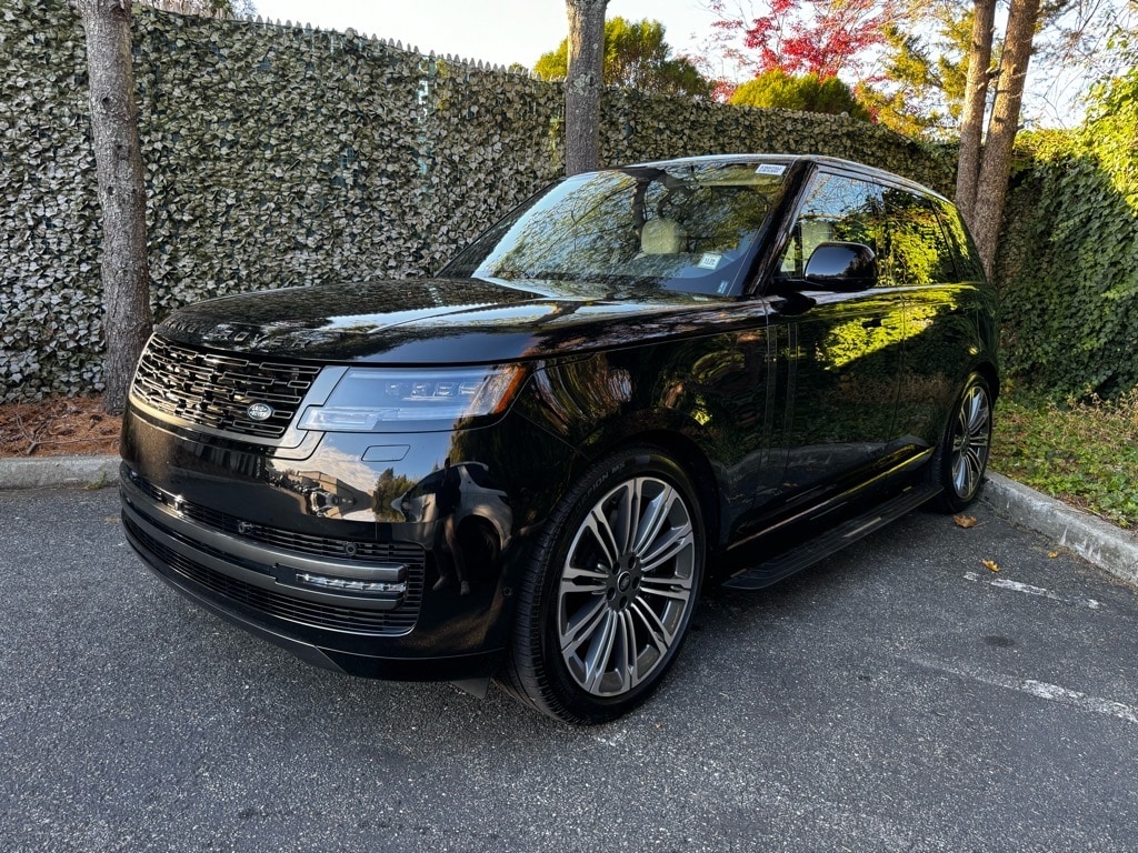 Used 2025 Land Rover Range Rover SE SUV