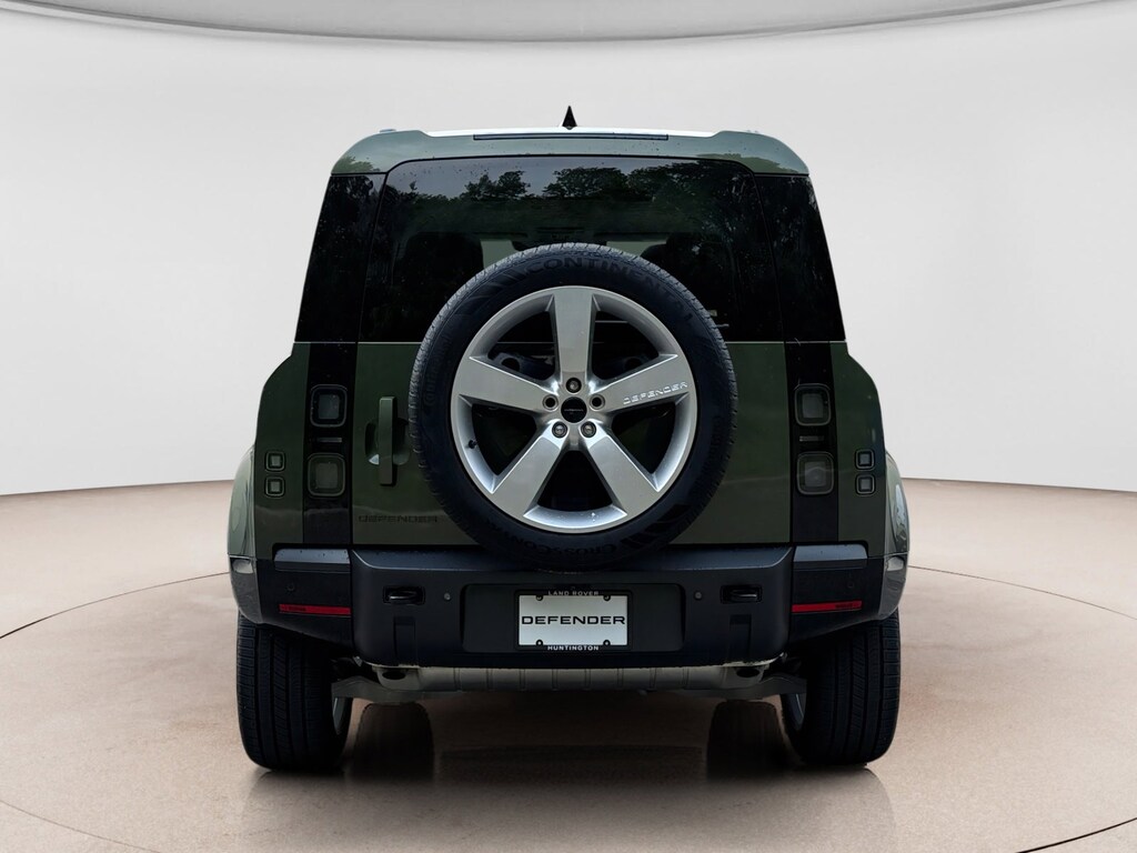 New 2026 Land Rover Defender 110 X-Dynamic SE SUV