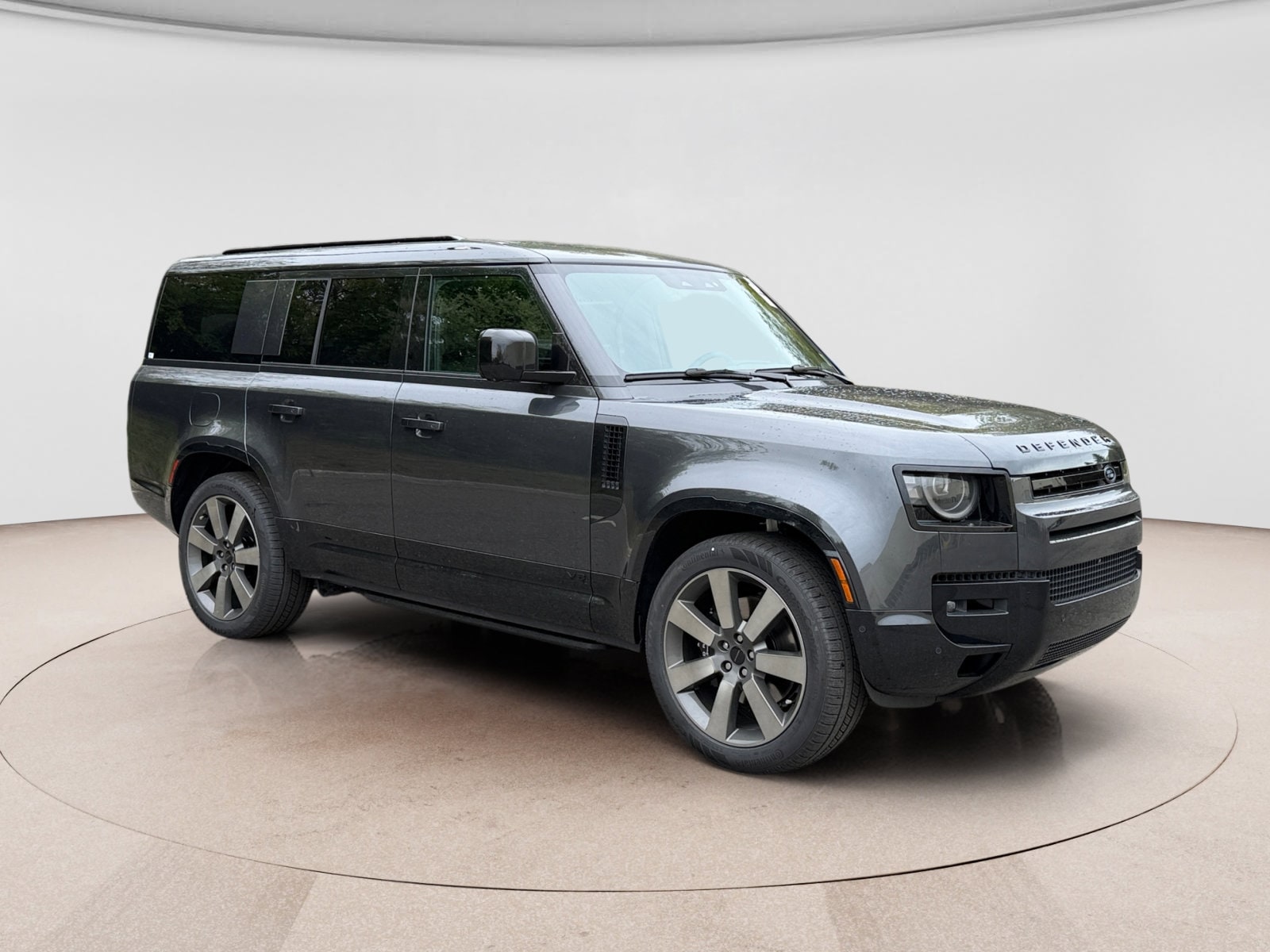 2026 Land Rover Defender V8 - Photo 7