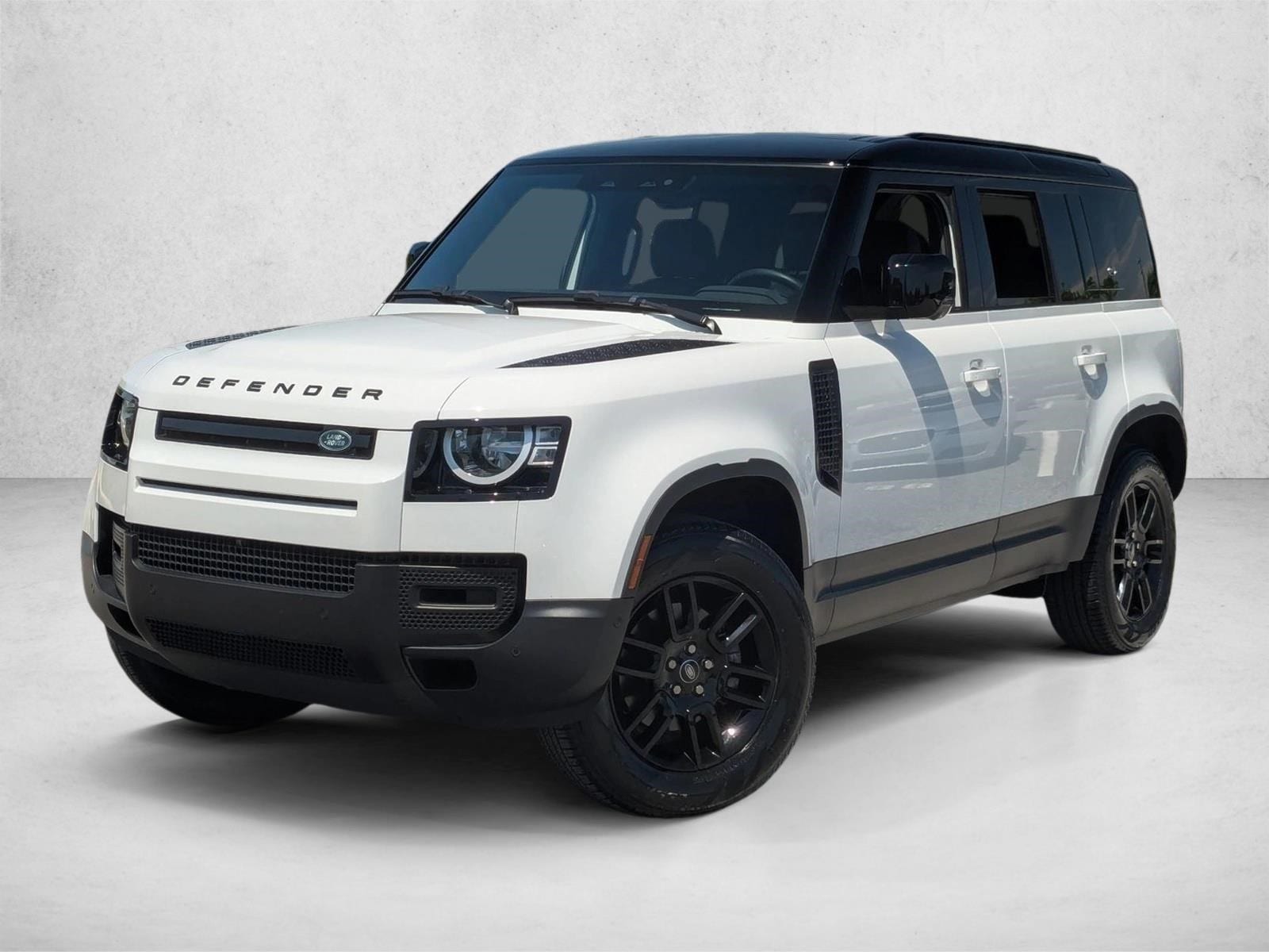 2023 Land Rover Defender S's photo