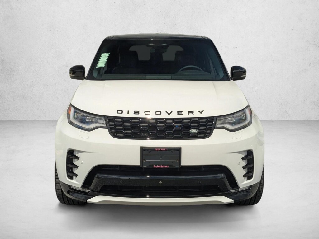 Certified 2025 Land Rover Discovery P360 Dynamic SE SUV