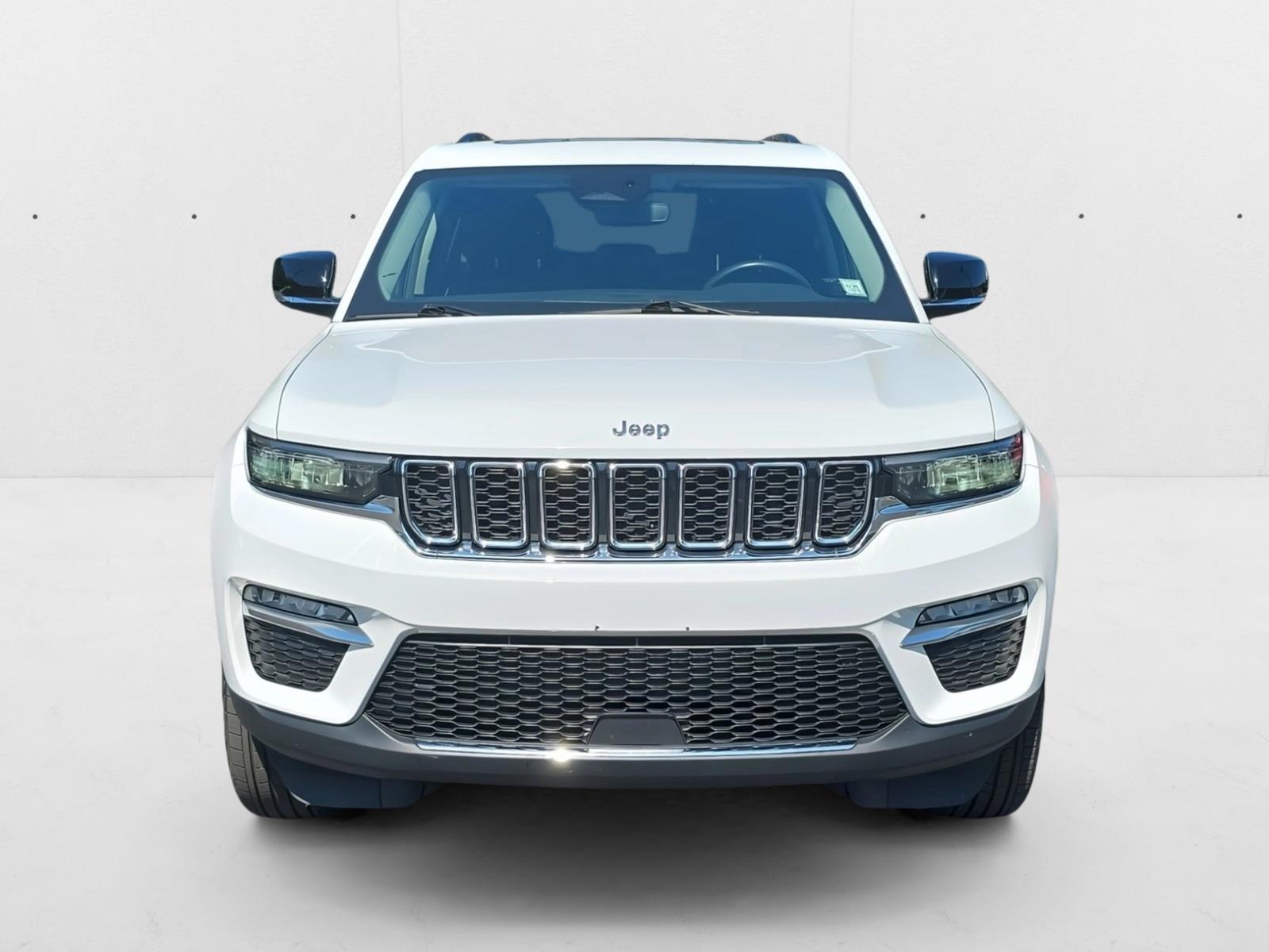 2022 Jeep Grand Cherokee Limited photo 2