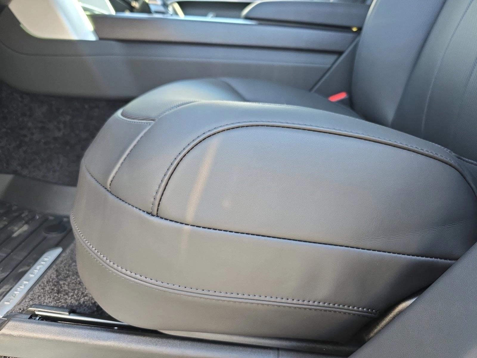 2026 Land Rover Range Rover SE - Photo 29