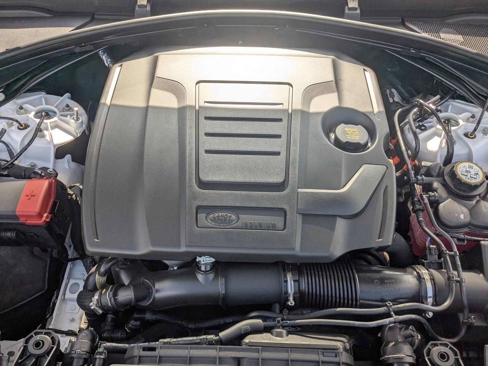 2026 Land Rover Range Rover Velar Dynamic SE - Photo 18