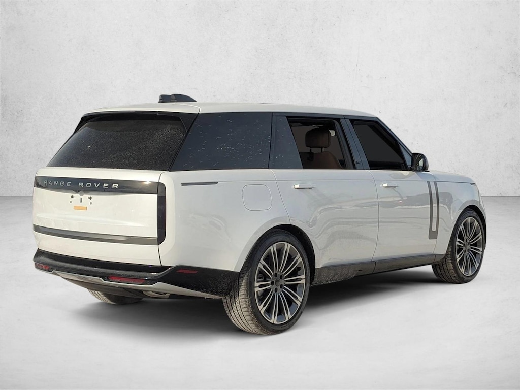 New 2026 Land Rover Range Rover SE 7 Seats SUV