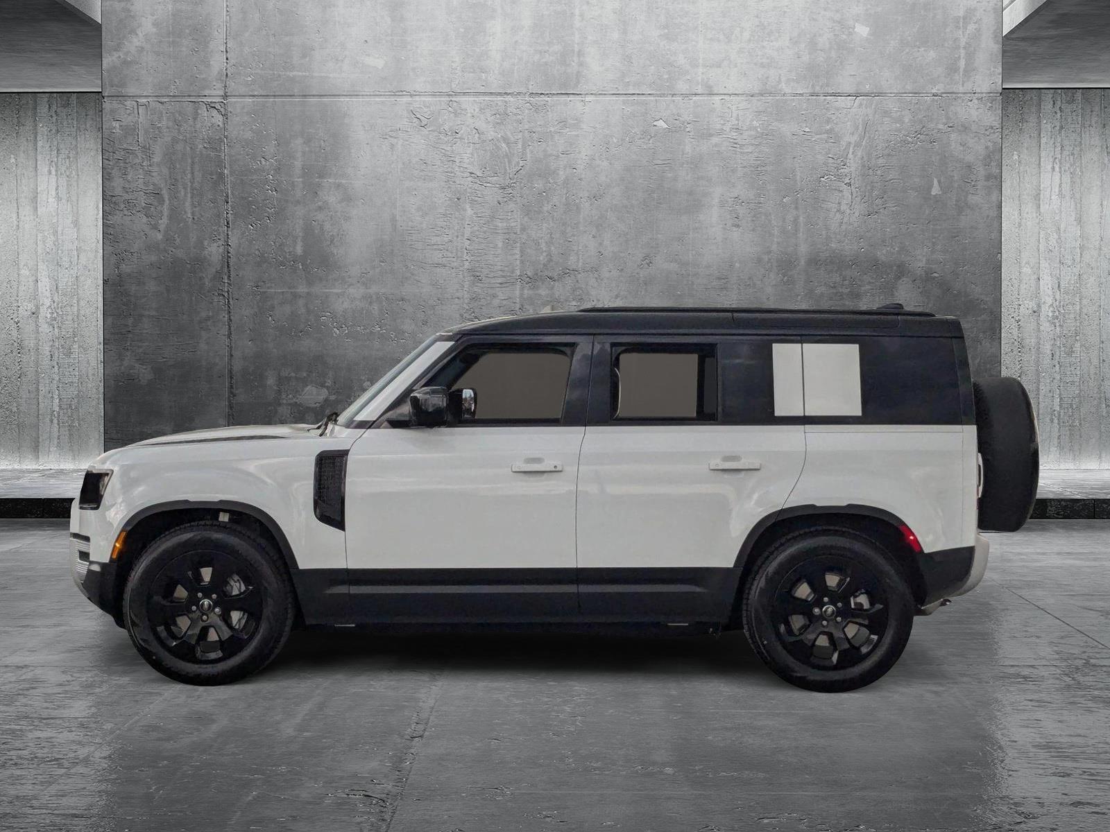 2025 Land Rover Defender 110 S photo 2