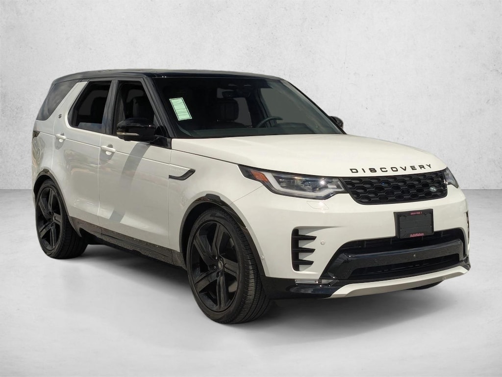 Certified 2025 Land Rover Discovery P360 Dynamic SE SUV