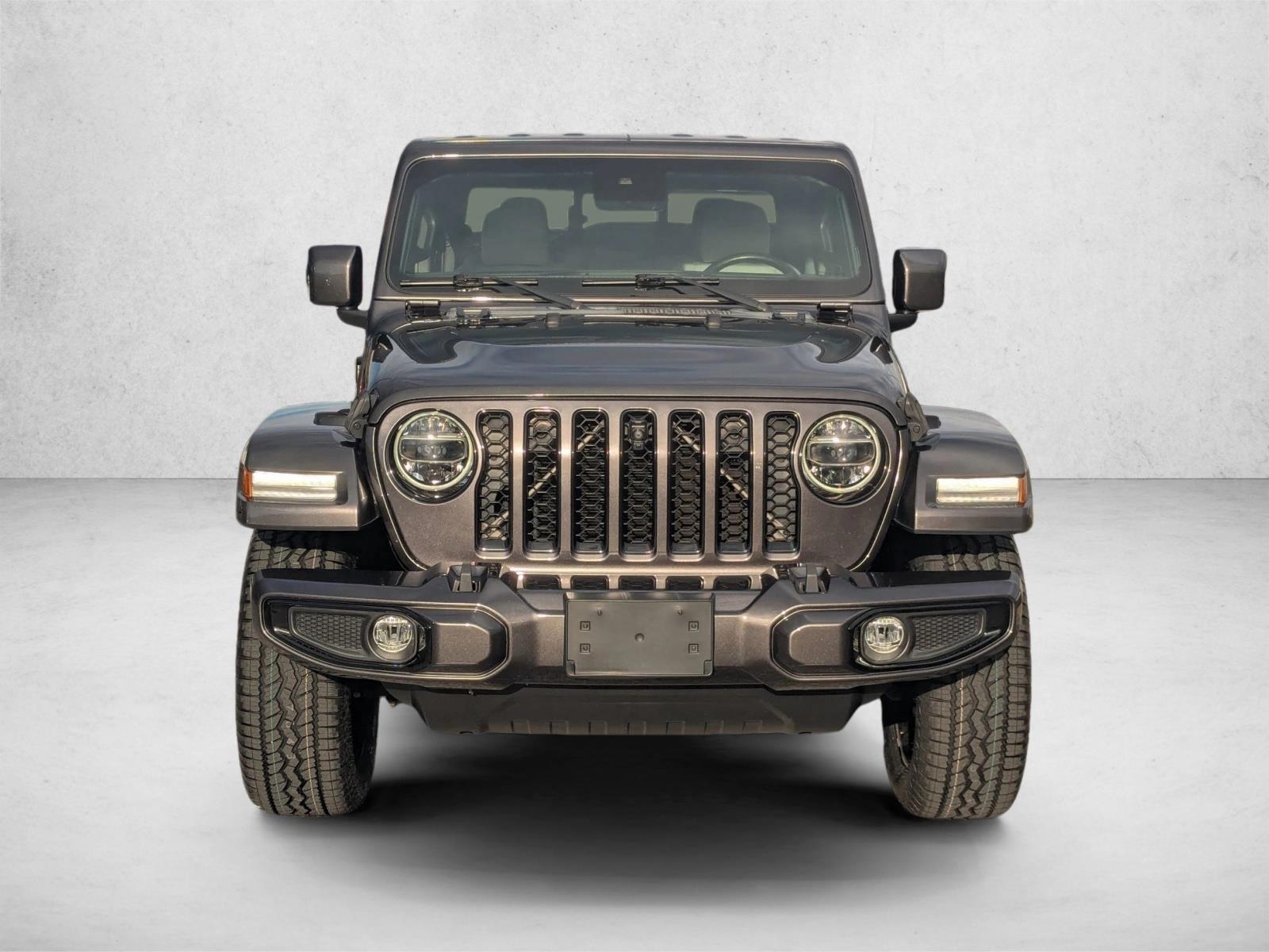 2021 Jeep Gladiator Overland photo 2