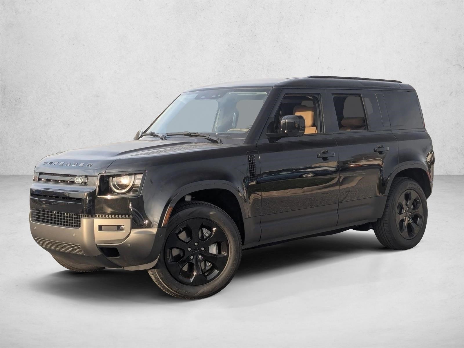 2026 Land Rover Defender S's photo