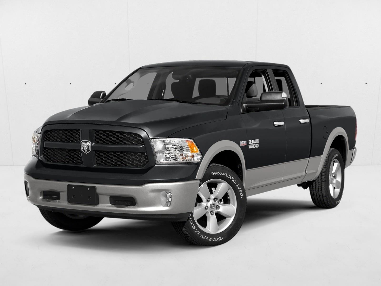 2015 RAM Ram 1500 Pickup Laramie