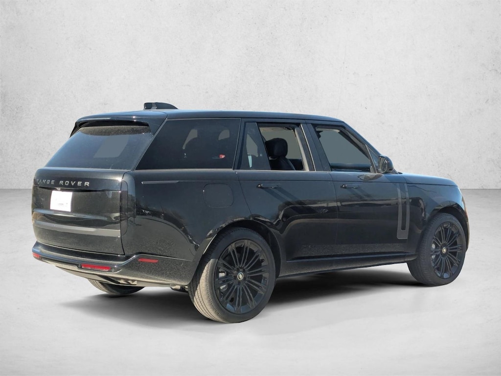 New 2025 Land Rover Range Rover SE SUV
