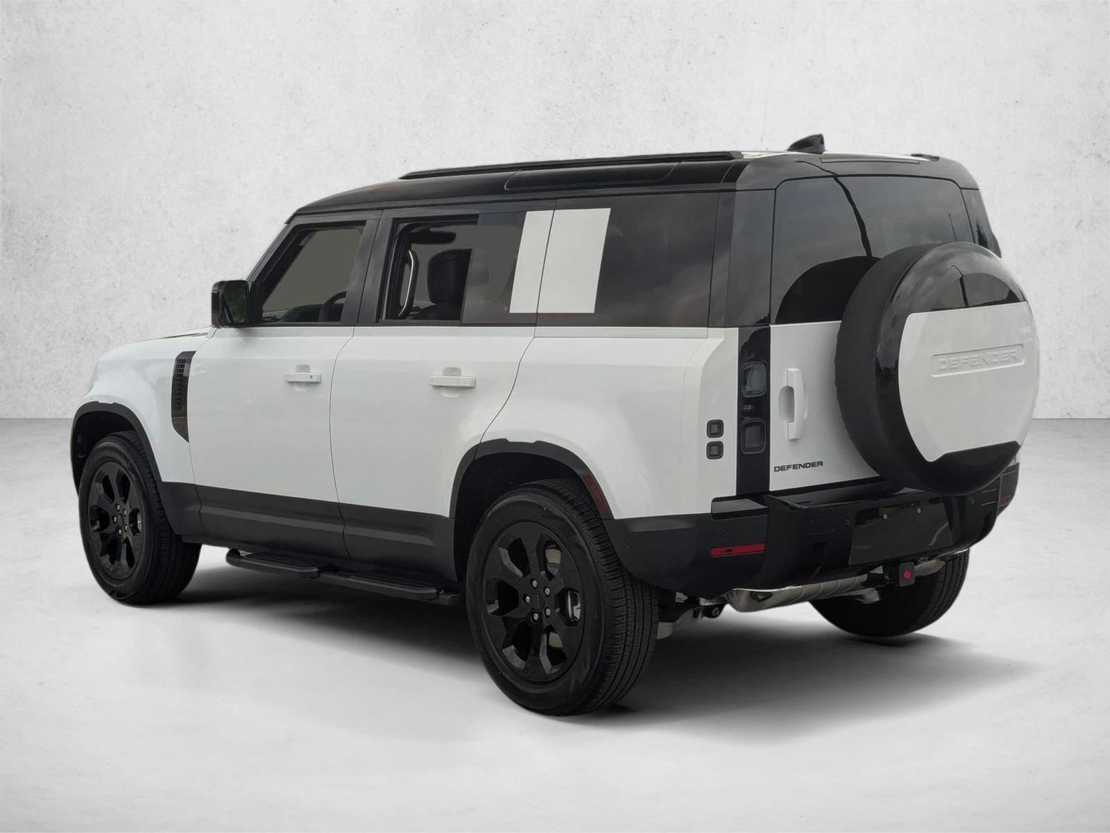 2026 Land Rover Defender S - Photo 9