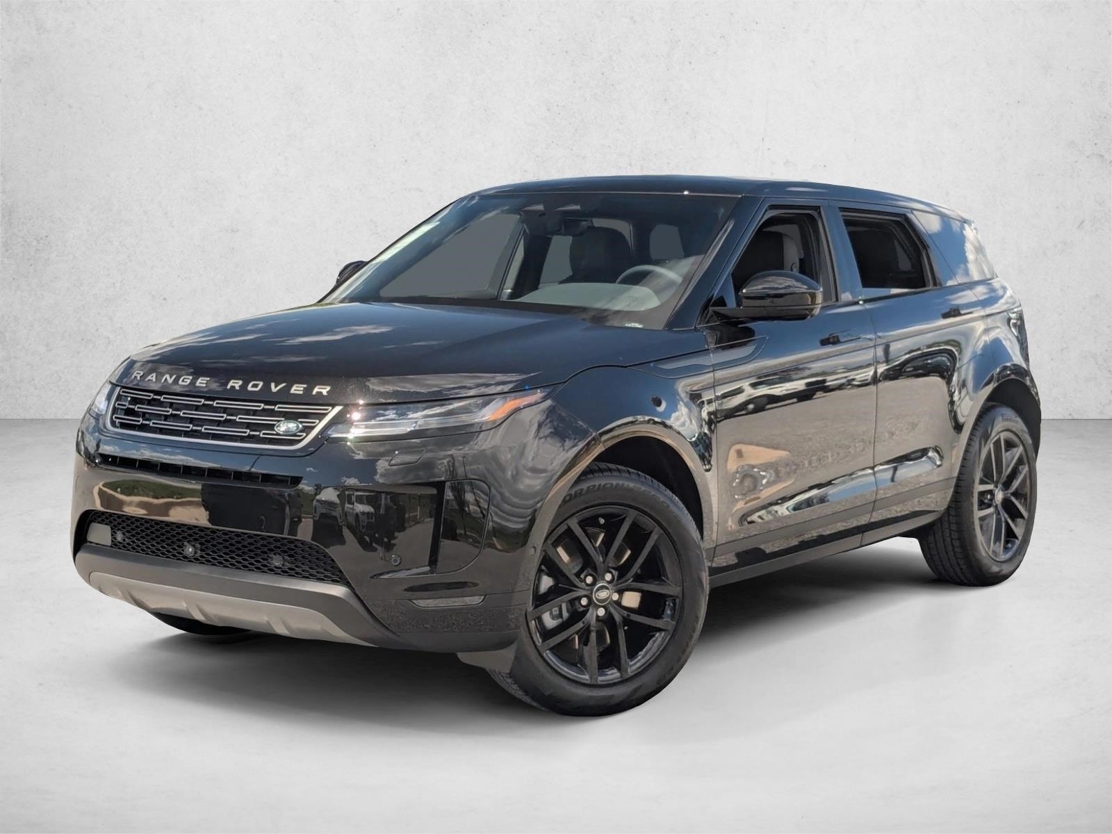 2026 Land Rover Range Rover Evoque S's photo