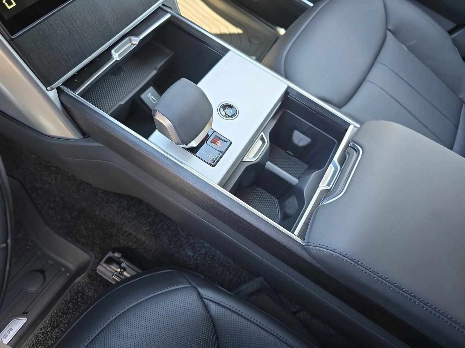 2026 Land Rover Range Rover SE - Photo 25