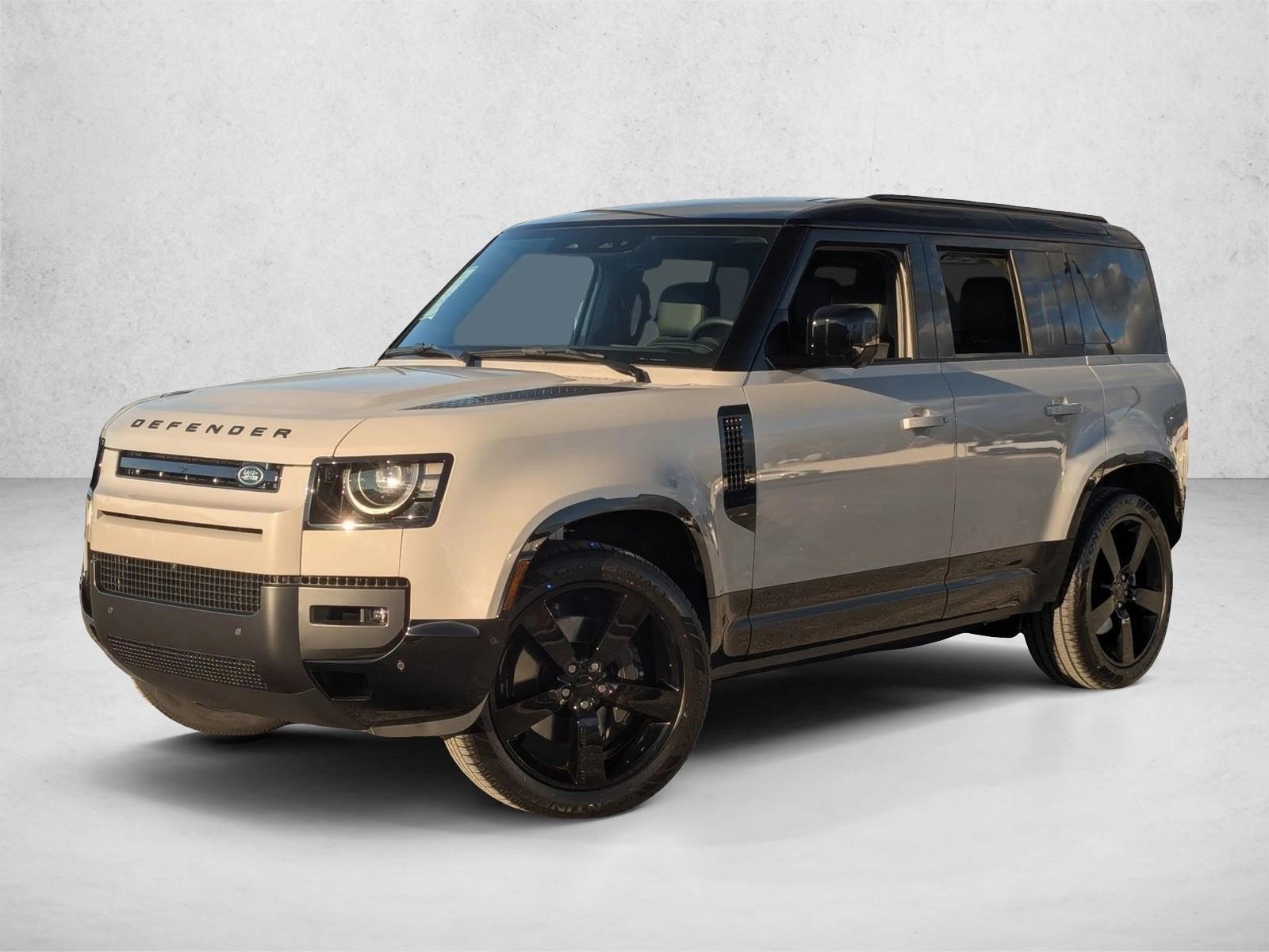 2026 Land Rover Defender X-Dynamic SE's photo