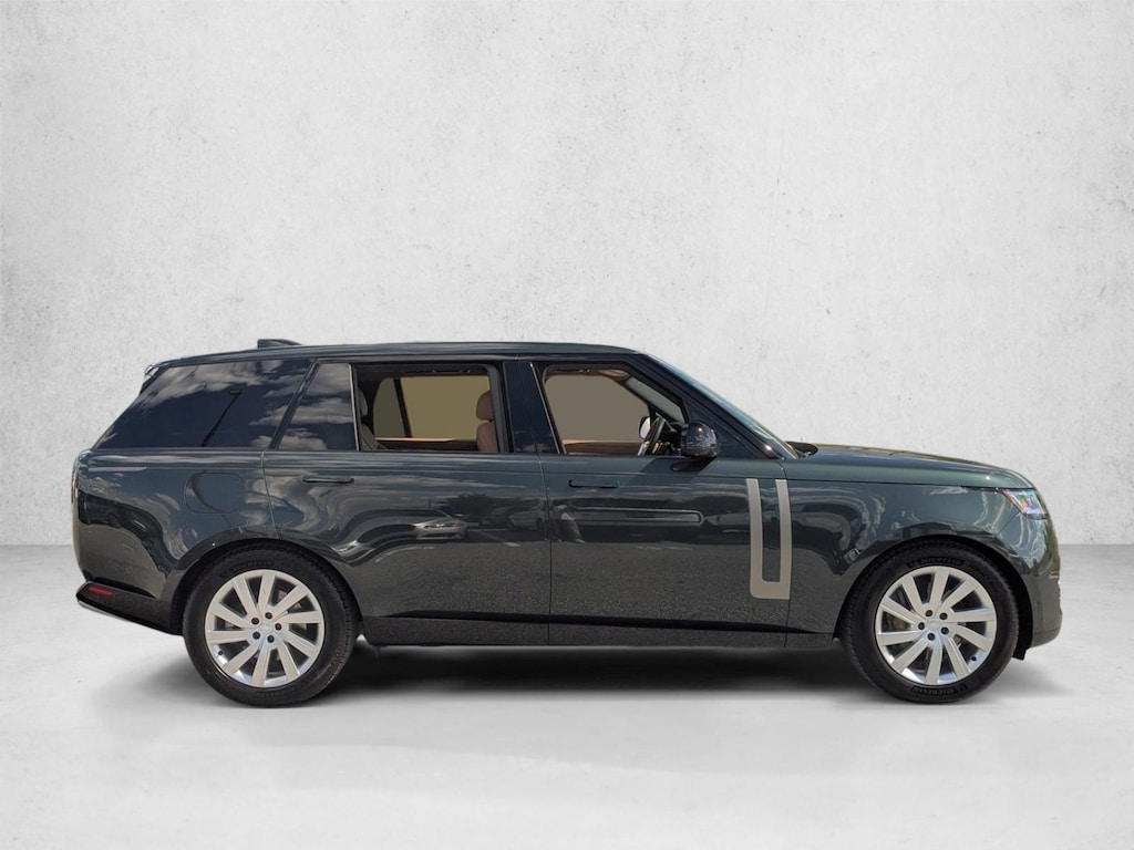 Certified 2024 Land Rover Range Rover P400 SE 7 Seat SUV