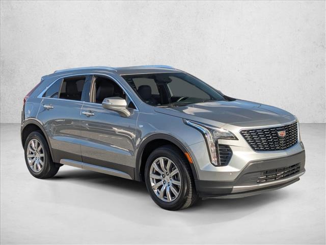 2023 Cadillac XT4 Premium Luxury photo 3
