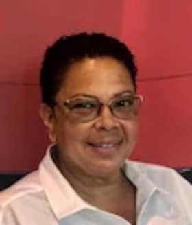 Staff member Pamela Keys from ID_b6474c1478e2