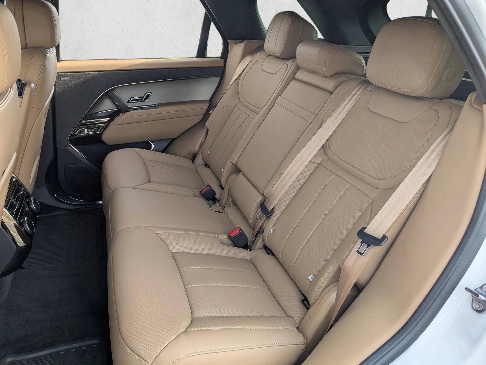 2026 Land Rover Range Rover Sport SE - Photo 16