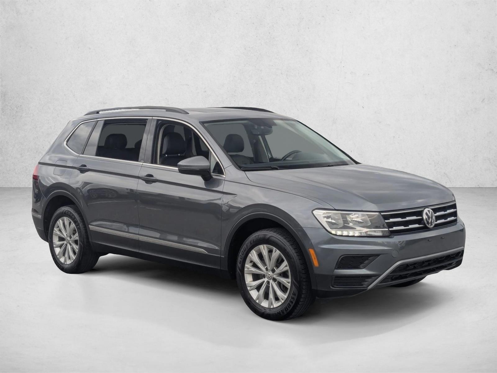 2018 Volkswagen Tiguan SE photo 3