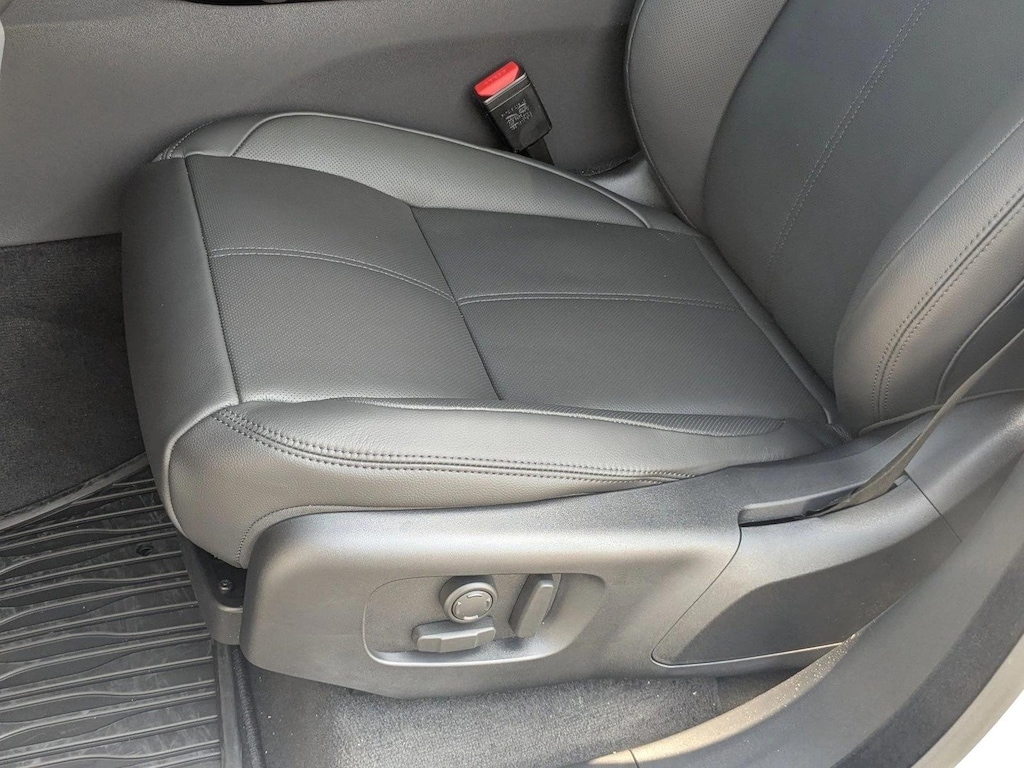 Used 2026 Land Rover Range Rover Velar P250 S SUV