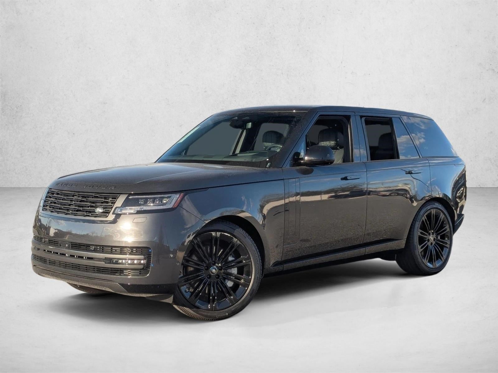 2025 Land Rover Range Rover SE's photo