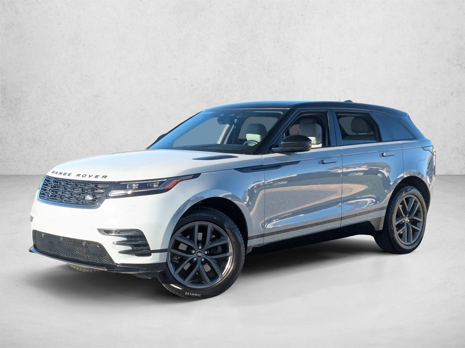2024 Land Rover Range Rover Velar Dynamic SE's photo