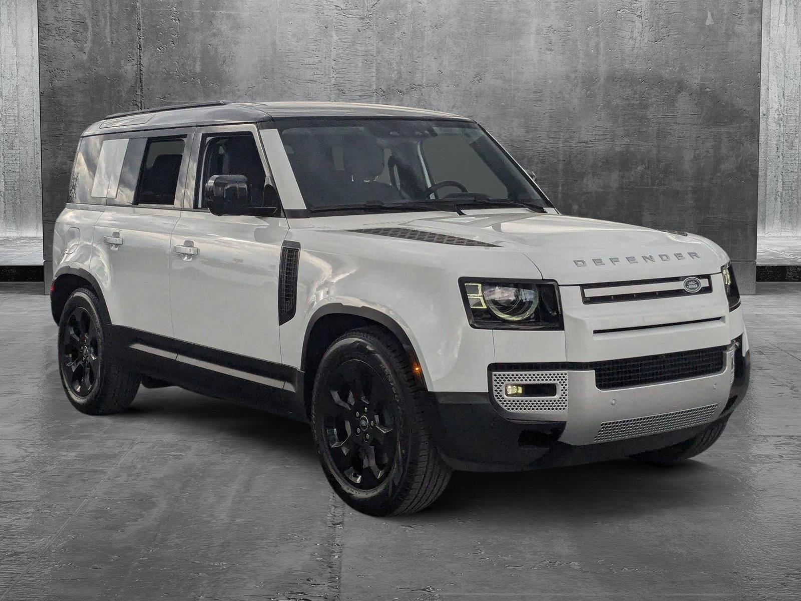 2025 Land Rover Defender 110 S photo 4