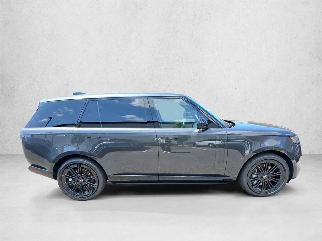 New 2025 Land Rover Range Rover P530 SE 7 Seat SUV