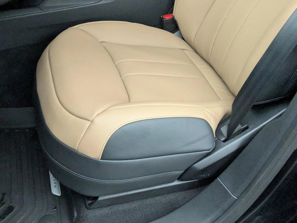 New 2026 Land Rover Range Rover Sport P400 Dynamic SE SUV