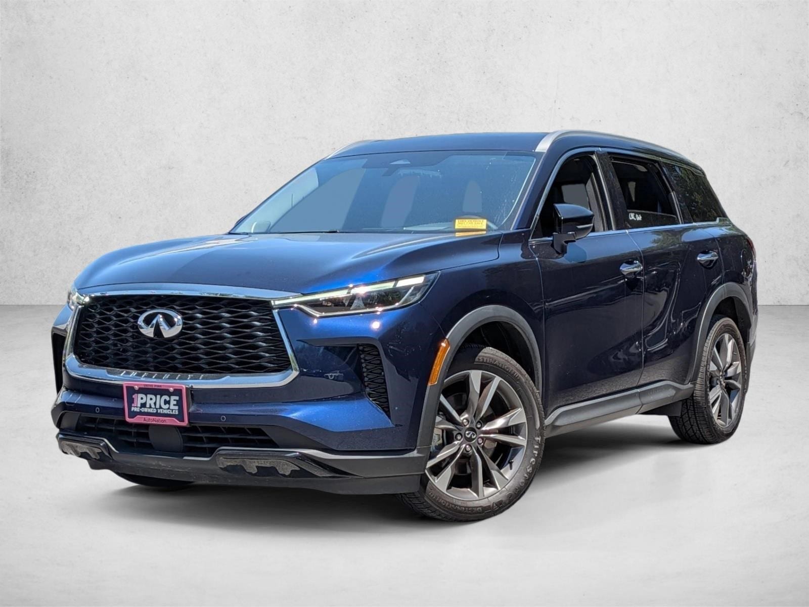 2023 INFINITI QX60 LUXE AWD's photo