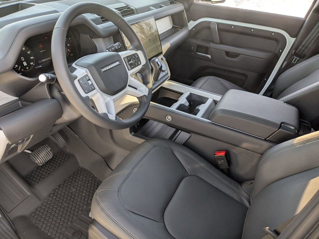 New 2026 Land Rover Defender 110 X-Dynamic SE SUV