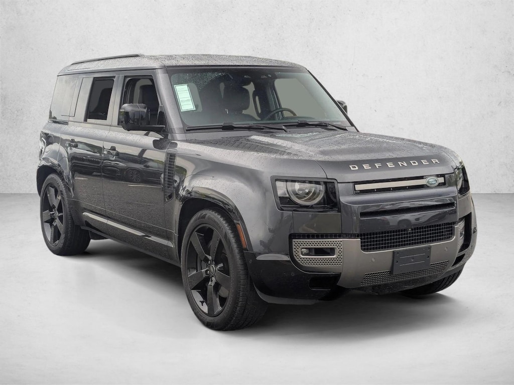 Used 2025 Land Rover Defender 110 X-Dynamic SE SUV