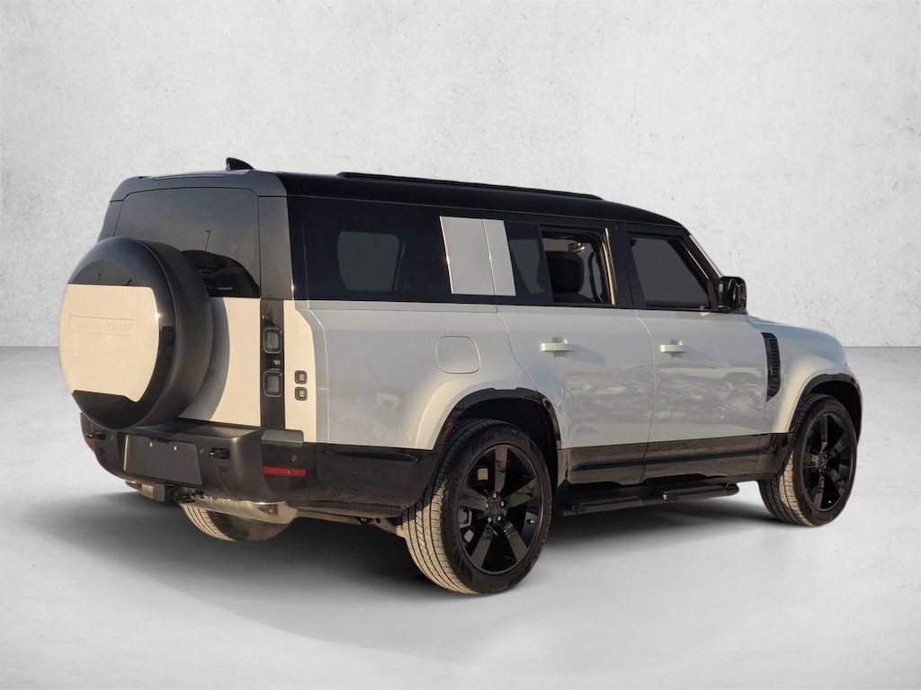 New 2026 Land Rover Defender 130 X-Dynamic SE SUV