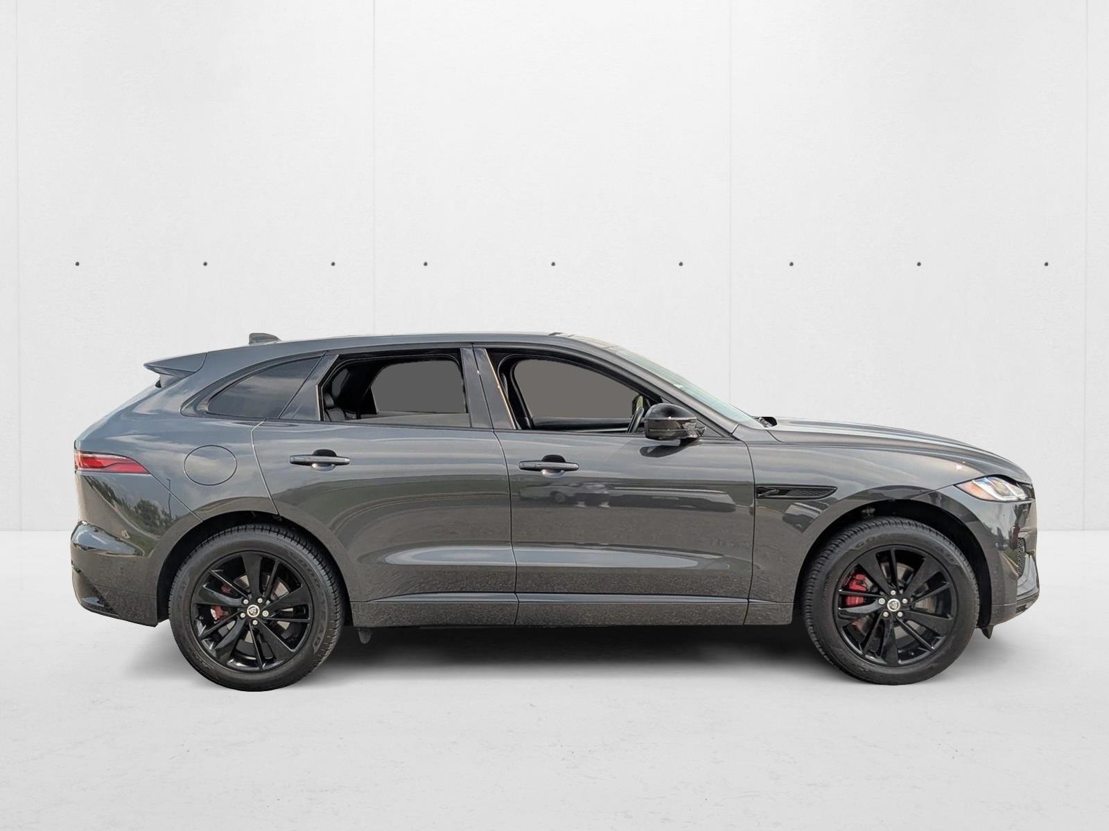 2024 Jaguar F-PACE P400 R-Dynamic S photo 2